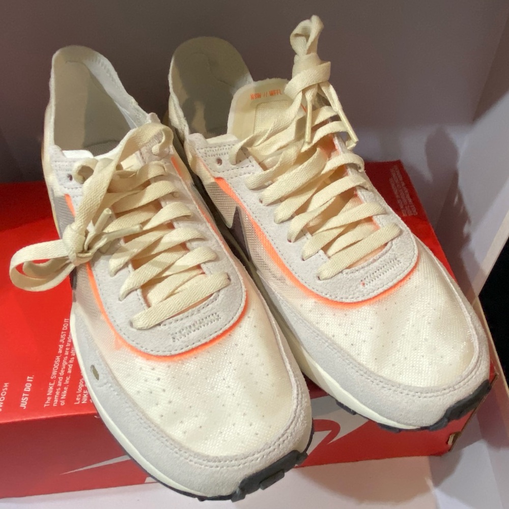 ❌SOLD OUT❌ Nike Waffle One “Natural” Sneaker DA7995 102 - Picture 12 of 15